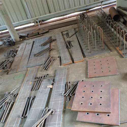 有哪些其他因素会影响牡丹江预埋件位置的确定？